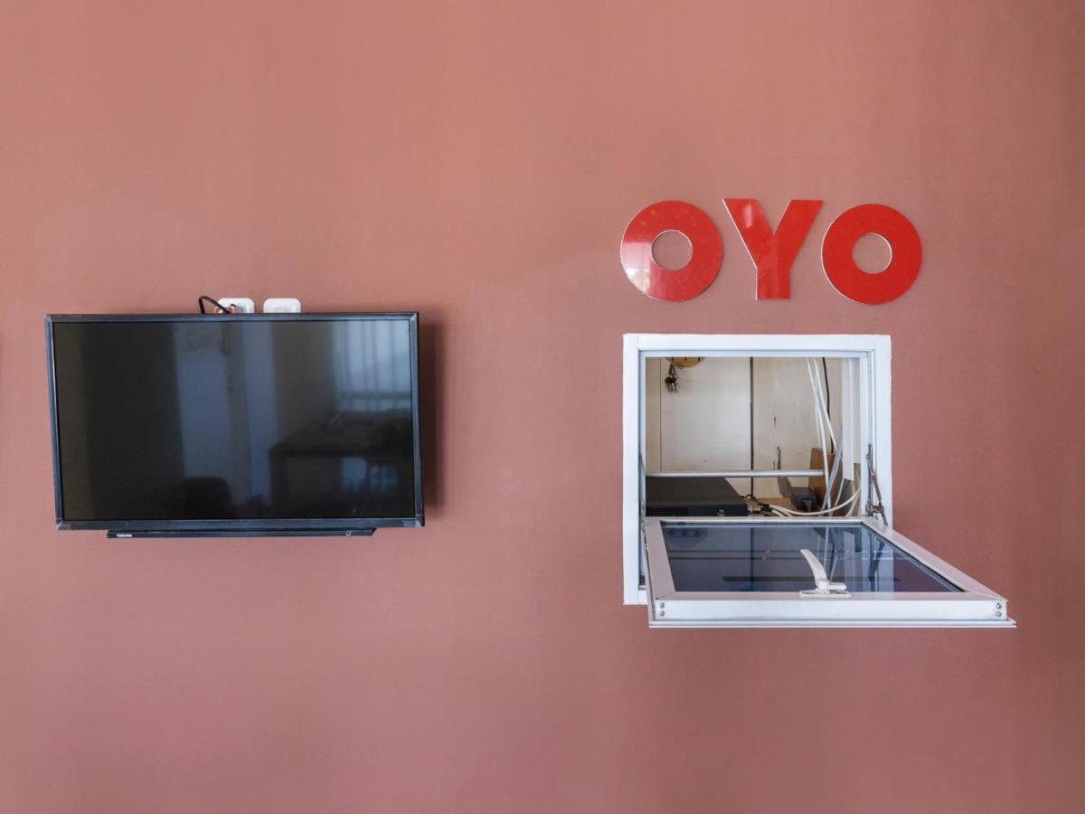 Hotel Oyo 1975 Bale Ikite Makasar Zewnętrze zdjęcie